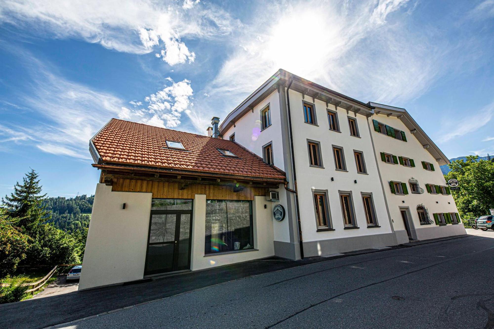 Gasthaus Roessli Versam Exterior foto