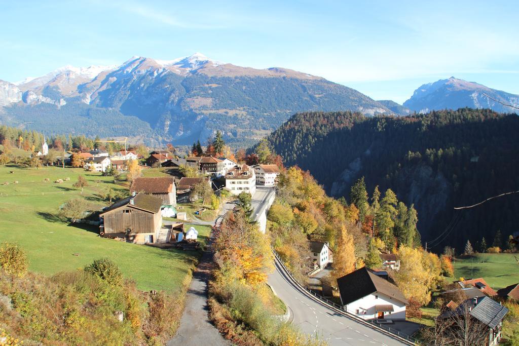 Gasthaus Roessli Versam Exterior foto